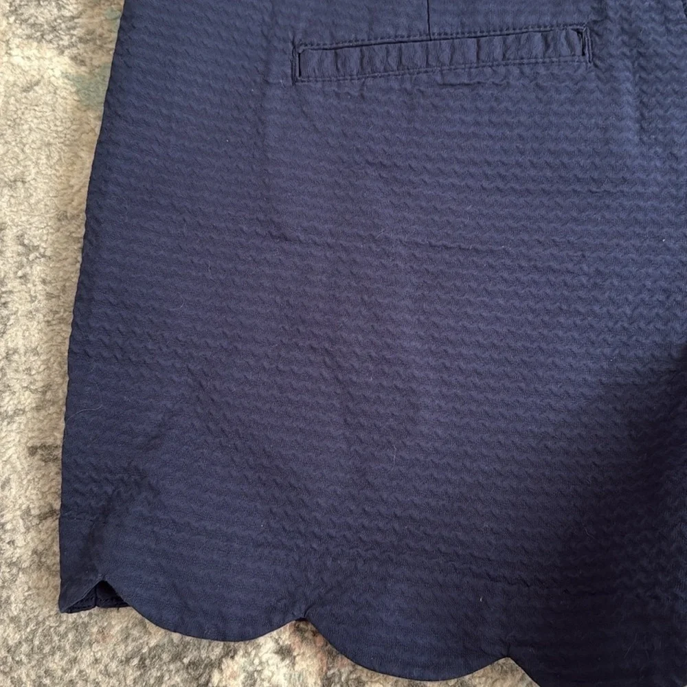 Lilly Pulitzer Buttercup Scallop Hem Navy Shorts - Picture 8 of 11